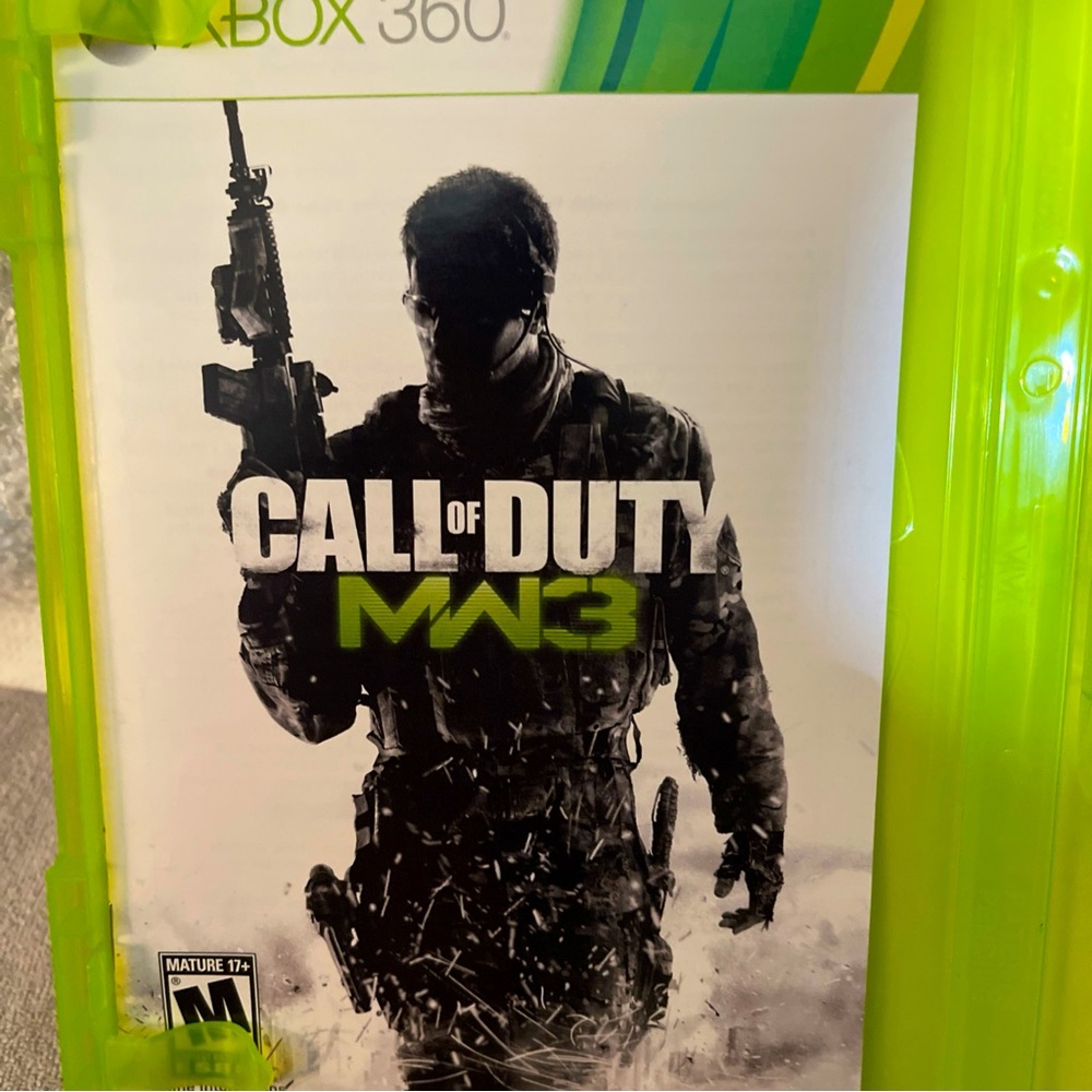 Call of Duty: Modern Warfare 3 - Xbox 360Complete/CIB W/Manuel Disc Near Mint